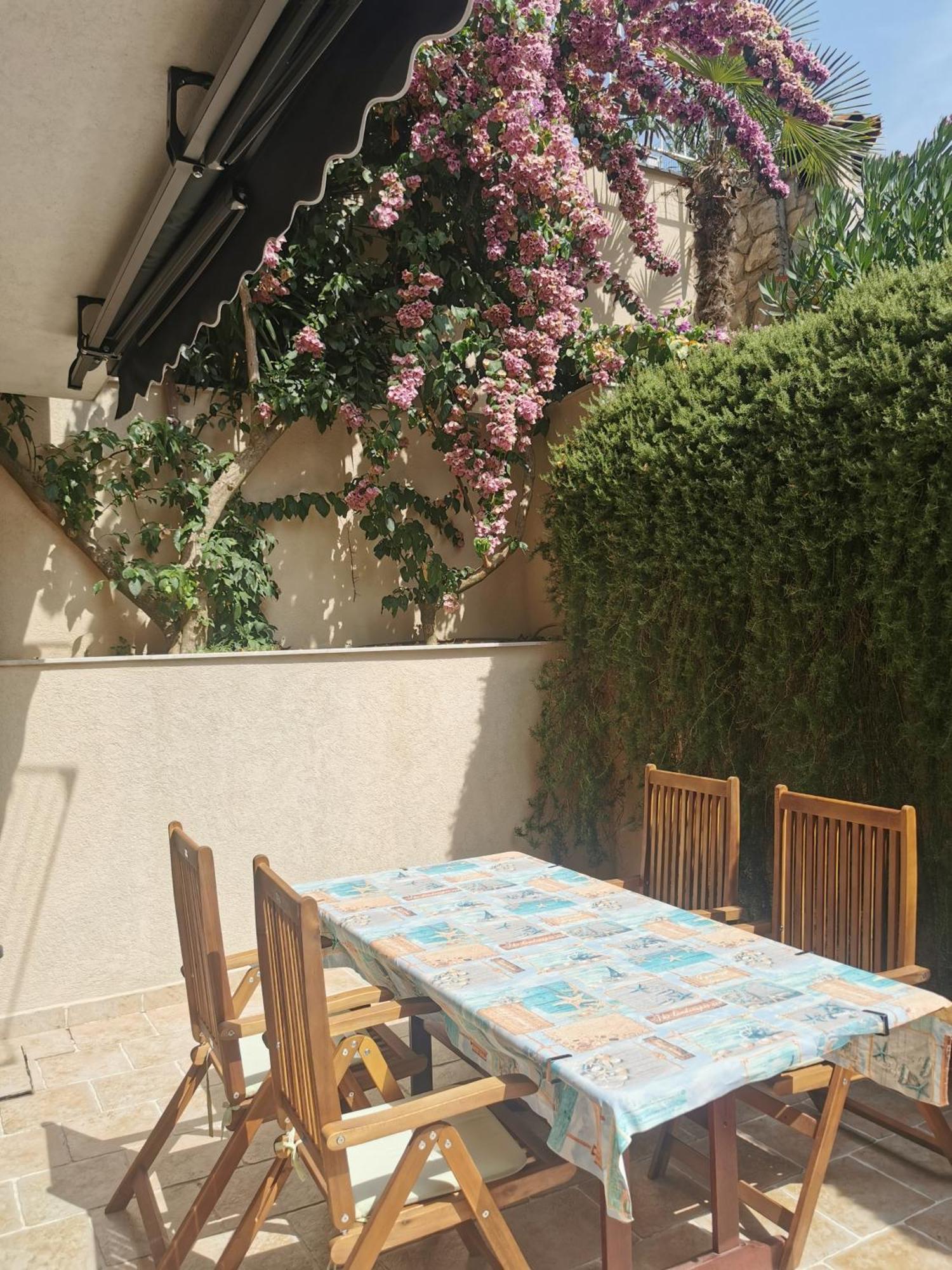 Apartments Mara كريس المظهر الخارجي الصورة